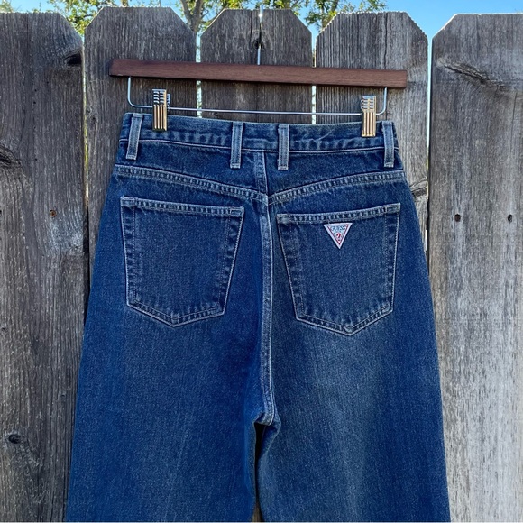 Vintage high waist Guess jeans - Picture 2 of 7